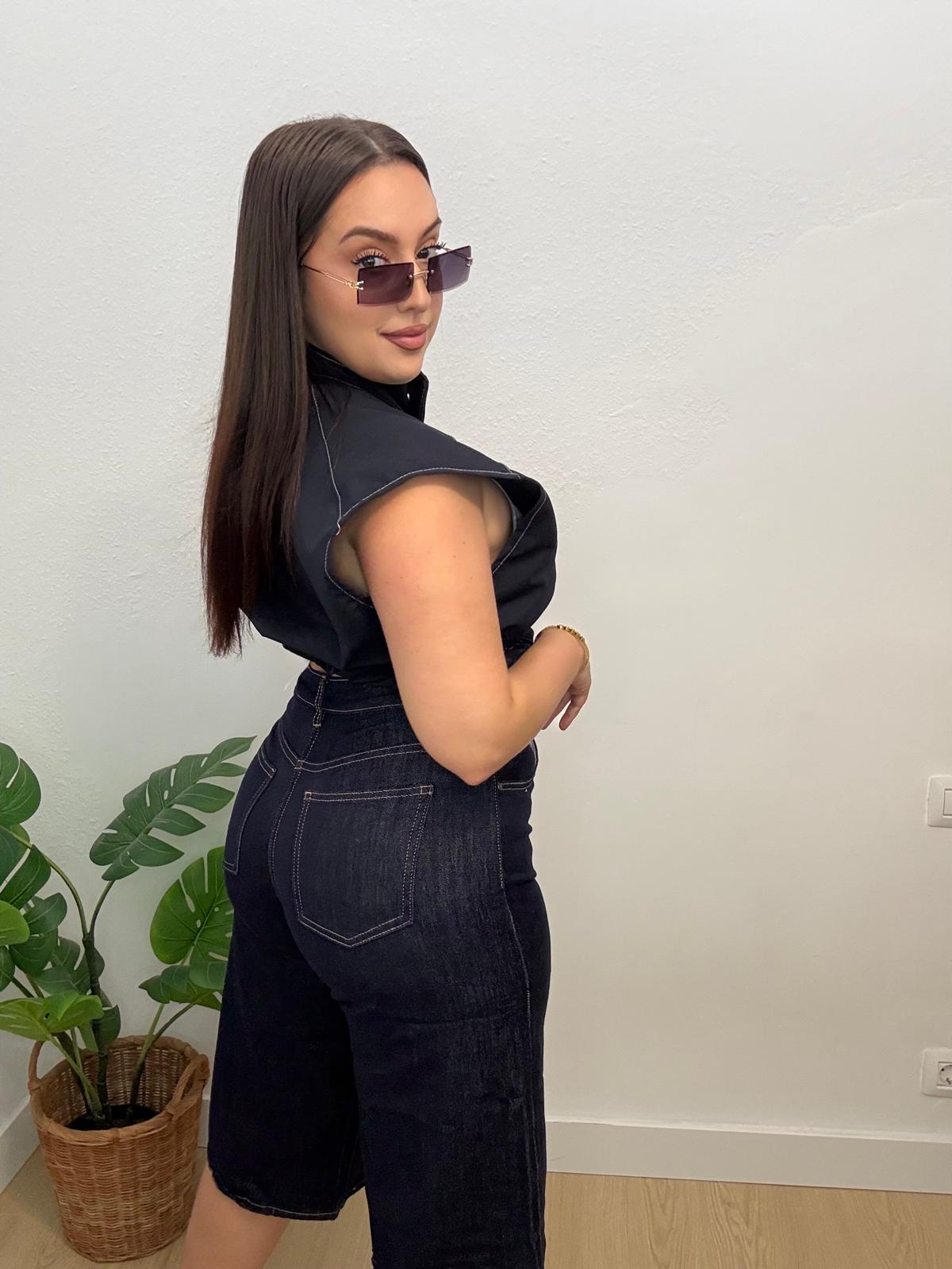 BERMUDA VAQUERA ABBIE